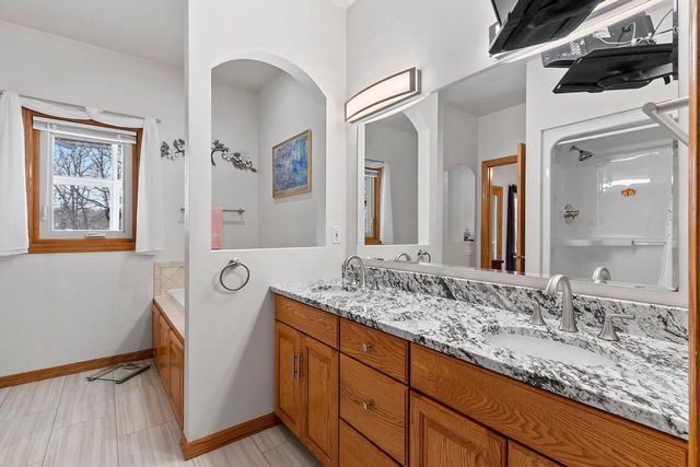 2875 BRISTOL MOUNTAIN TRAIL, Green Bay, WI 54313