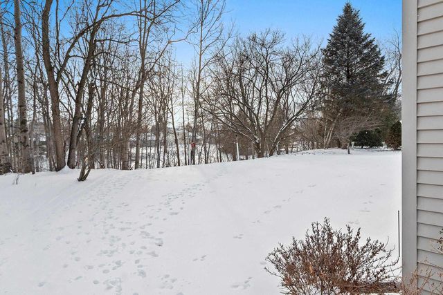 2875 BRISTOL MOUNTAIN TRAIL, Green Bay, WI 54313