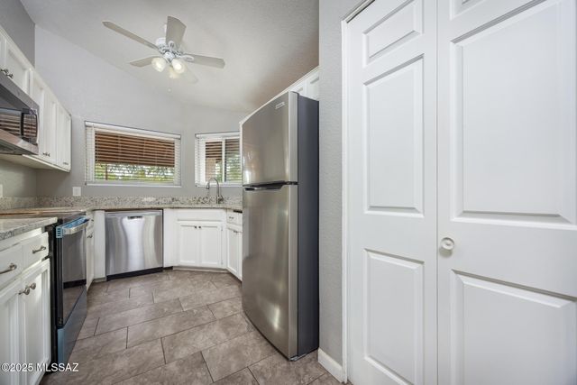 2940 E Weymouth Street, Tucson, AZ 85716