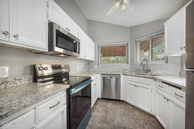 2940 E Weymouth Street, Tucson, AZ 85716