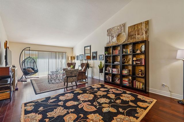 17503 EDINBURGH DRIVE, Tampa, FL 33647