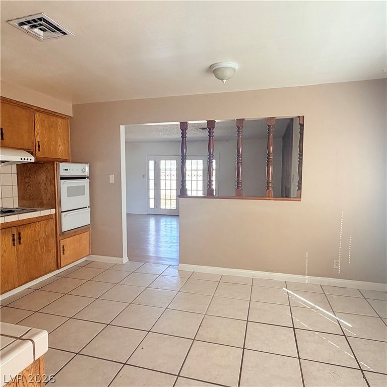 5216 Doe Avenue, Las Vegas, NV 89146 — photo 5