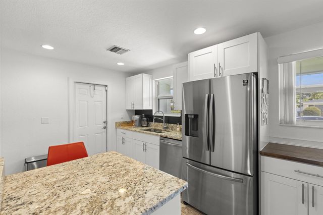 944 Hansen Street, West Palm Beach, FL 33405