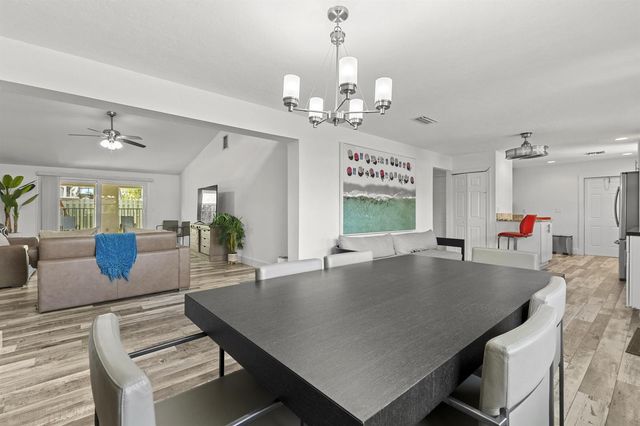 944 Hansen Street, West Palm Beach, FL 33405