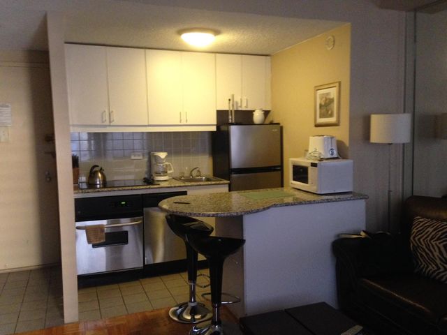150 W 51st St Apt 1126, New York City, NY 10019