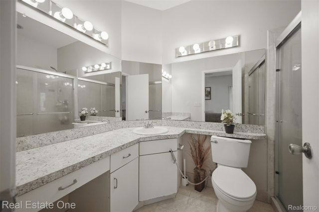 29363 Laurel Drive, Farmington Hills, MI 48331