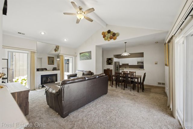 29363 Laurel Drive, Farmington Hills, MI 48331