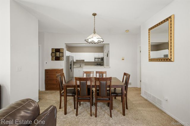 29363 Laurel Drive, Farmington Hills, MI 48331