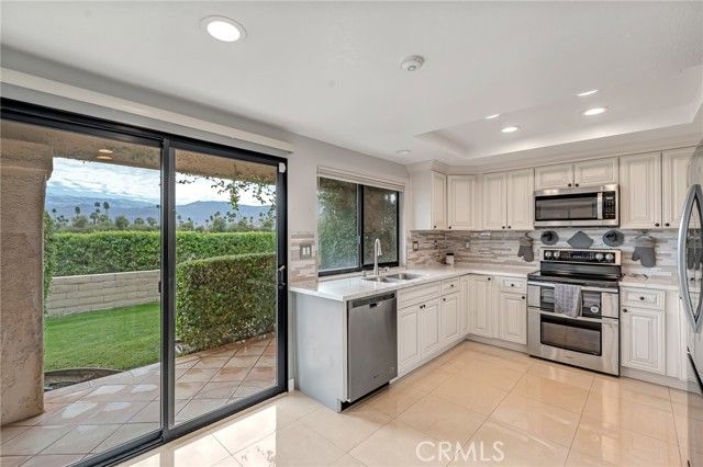 103 Camino Arroyo, Palm Desert, CA 92260