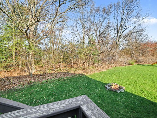 2041 Juniper Circle, Muskegon, MI 49445
