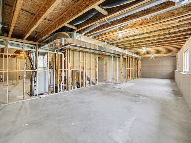 2041 Juniper Circle, Muskegon, MI 49445