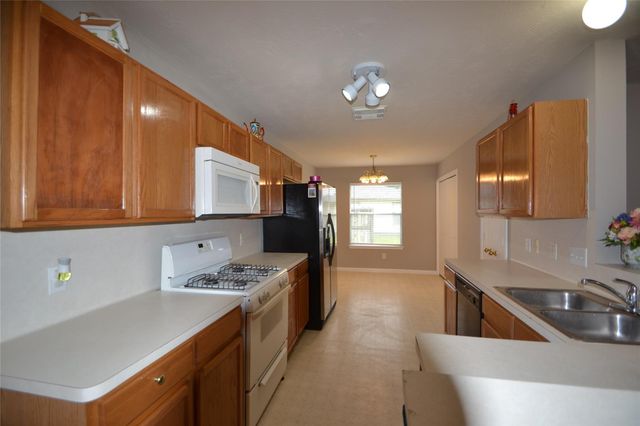 5126 Riverwood Drive, Richmond, TX 77469