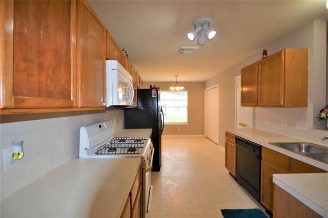 5126 Riverwood Drive, Richmond, TX 77469