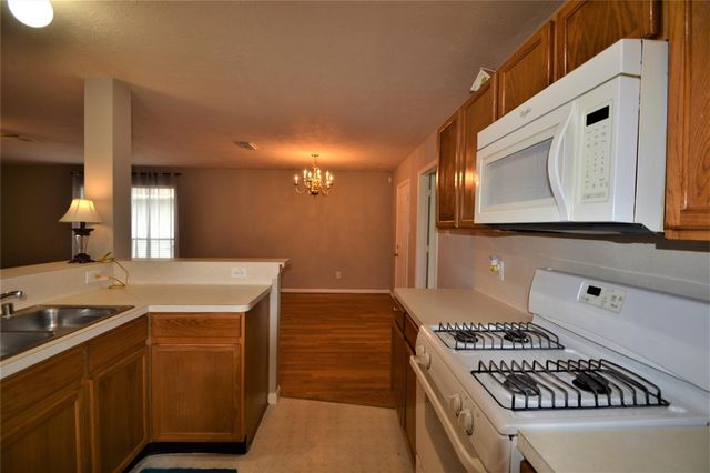 5126 Riverwood Drive, Richmond, TX 77469