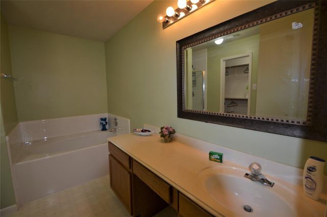 5126 Riverwood Drive, Richmond, TX 77469