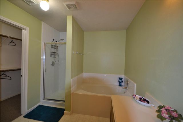 5126 Riverwood Drive, Richmond, TX 77469