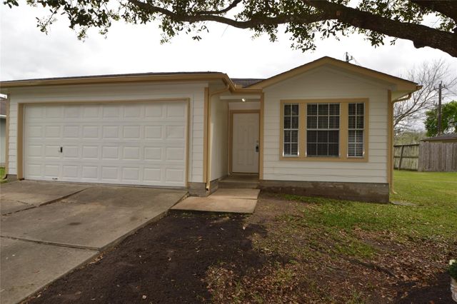 5126 Riverwood Drive, Richmond, TX 77469