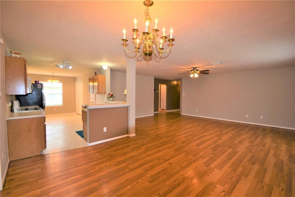 5126 Riverwood Drive, Richmond, TX 77469