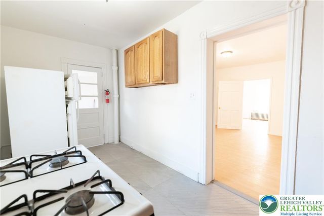 233 North Poplar Street, Allentown City, PA 18102
