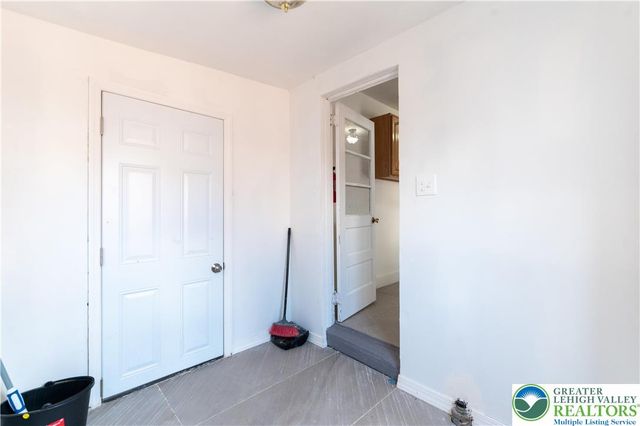 233 North Poplar Street, Allentown City, PA 18102