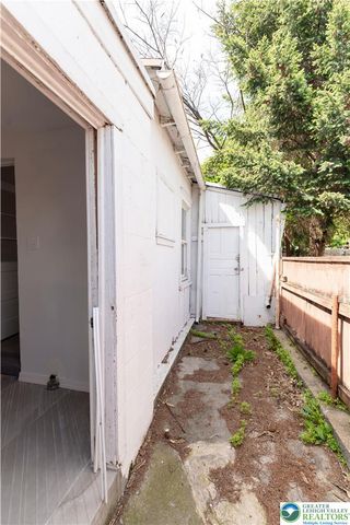233 North Poplar Street, Allentown City, PA 18102