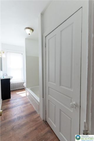 233 North Poplar Street, Allentown City, PA 18102