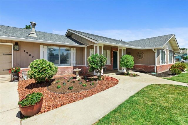 1909 Nadine Ave, Modesto, CA 95351