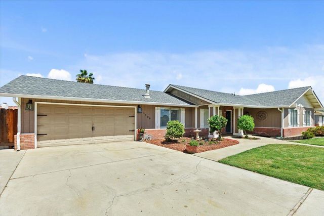 1909 Nadine Ave, Modesto, CA 95351
