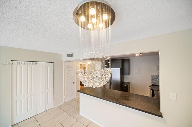 16740 NE 9th Avenue 609, North Miami Beach, FL 33162
