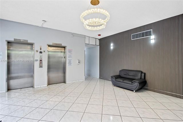 16740 NE 9th Avenue 609, North Miami Beach, FL 33162