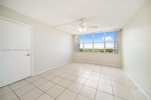 16740 NE 9th Avenue 609, North Miami Beach, FL 33162