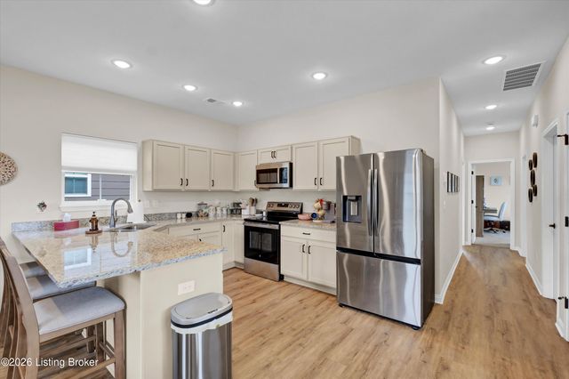 848 Rosemary Ln, La Grange, KY 40031