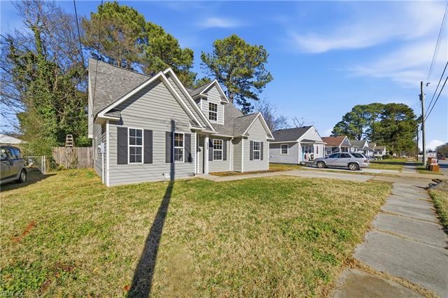 3332 Gwin ST, Portsmouth, VA 23704