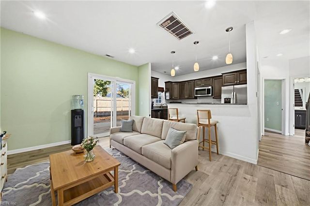 3332 Gwin ST, Portsmouth, VA 23704