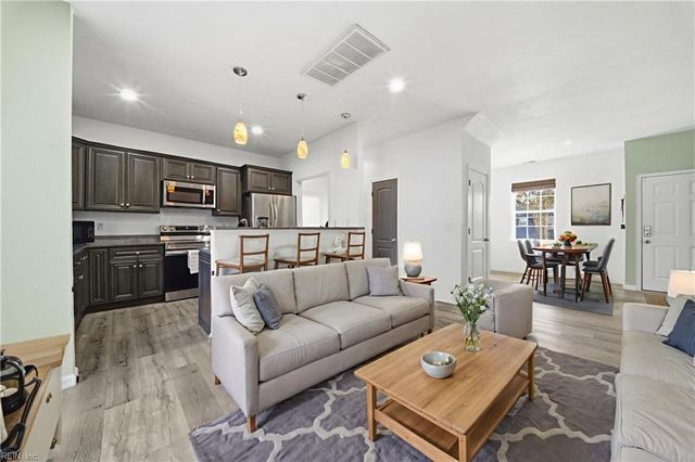 3332 Gwin ST, Portsmouth, VA 23704