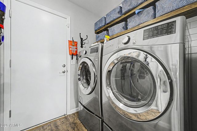 9764 W Rockwood Drive, Peoria, AZ 85382