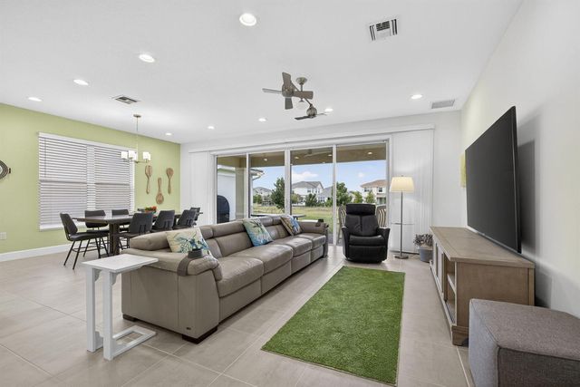 1411 Thistle Place, Loxahatchee, FL 33470
