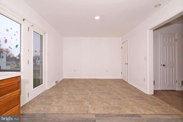 2107 ACORN CT, Lebanon, PA 17042