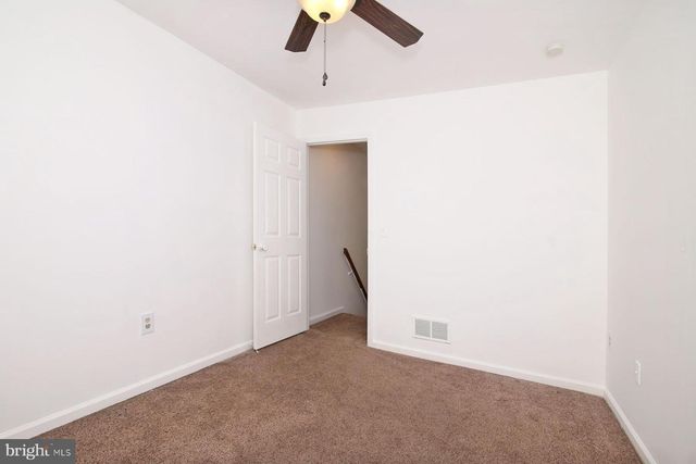 2107 ACORN CT, Lebanon, PA 17042