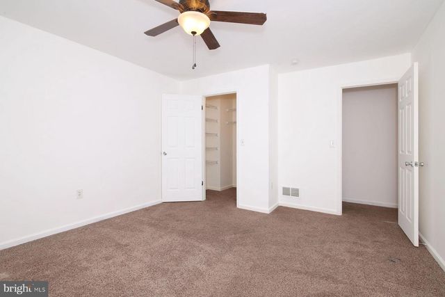 2107 ACORN CT, Lebanon, PA 17042