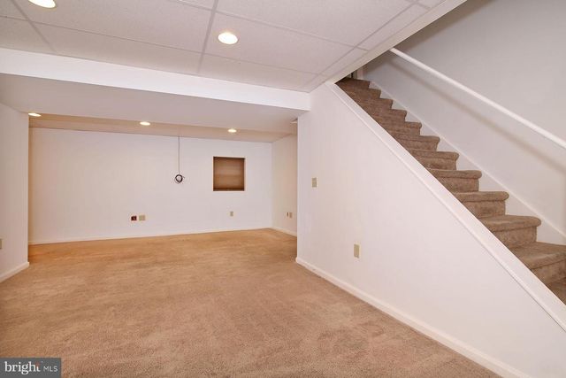 2107 ACORN CT, Lebanon, PA 17042