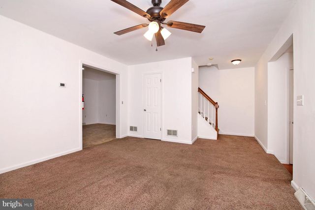 2107 ACORN CT, Lebanon, PA 17042