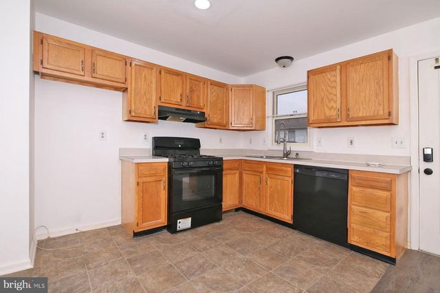 2107 ACORN CT, Lebanon, PA 17042