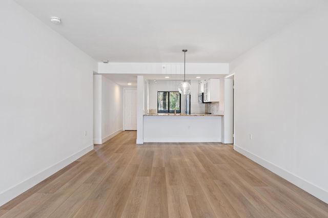 1501 Marina Isle Way 202, Jupiter, FL 33477