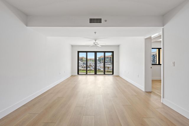 1501 Marina Isle Way 202, Jupiter, FL 33477