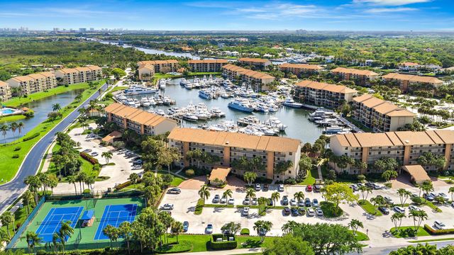 1501 Marina Isle Way 202, Jupiter, FL 33477
