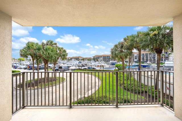 1501 Marina Isle Way 202, Jupiter, FL 33477