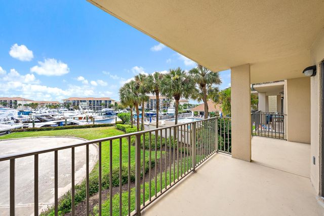 1501 Marina Isle Way 202, Jupiter, FL 33477