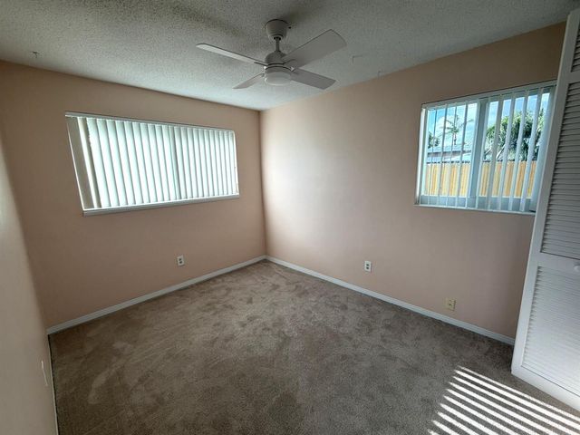 8881 NW 11th Street, Pembroke Pines, FL 33024