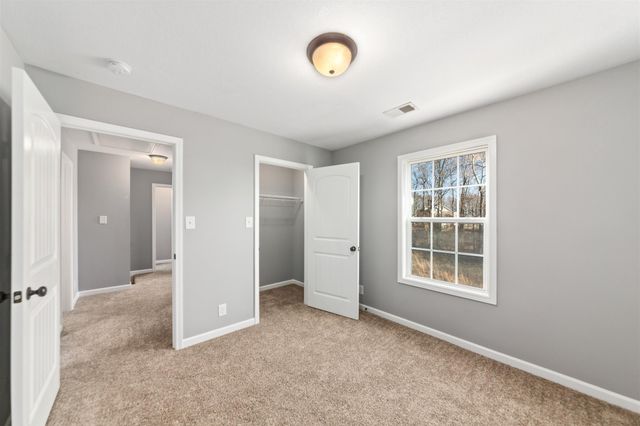 1413 Jenny Ln, Clarksville, TN 37042